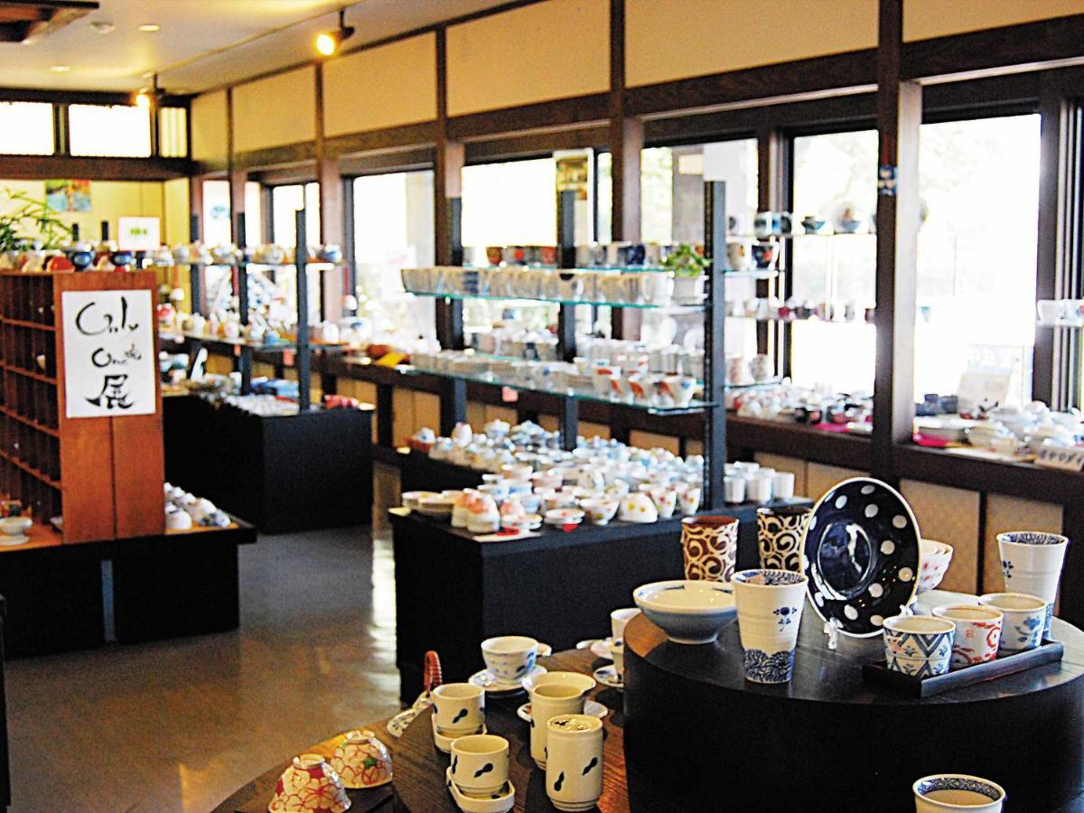 Ooedo Onsen Monogatari Ureshinokan Extérieur photo